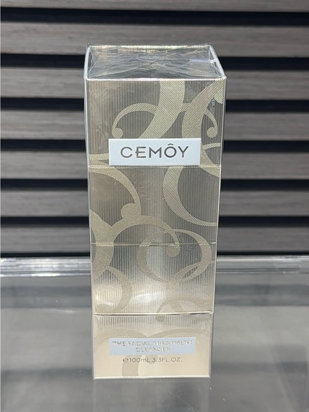 Cemöy The Facial Treatment Cleanser — Gold